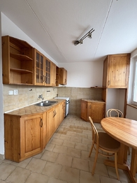 Pronájem bytu 3+1 v družstevním vlastnictví 70 m², Znojmo