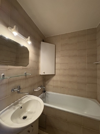 Pronájem bytu 3+1 v družstevním vlastnictví 70 m², Znojmo