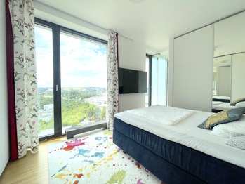 ložnice I - Pronájem bytu 4+kk v osobním vlastnictví 129 m², Praha 4 - Nusle