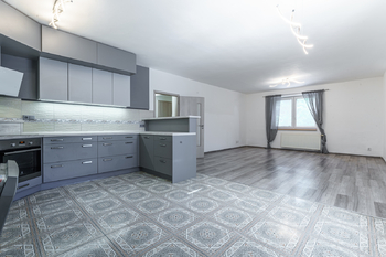 Prodej domu 263 m², Okrouhlo