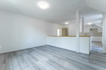 Prodej domu 263 m², Okrouhlo
