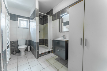 Prodej domu 263 m², Okrouhlo