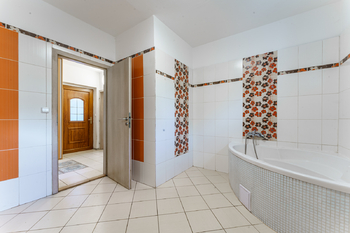 Prodej domu 263 m², Okrouhlo