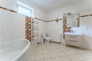 Prodej domu 263 m², Okrouhlo