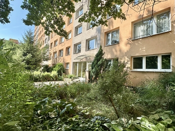 Pronájem bytu 2+kk v družstevním vlastnictví 41 m², Kladno