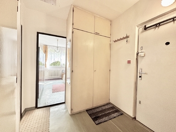 Pronájem bytu 2+kk v družstevním vlastnictví 41 m², Kladno