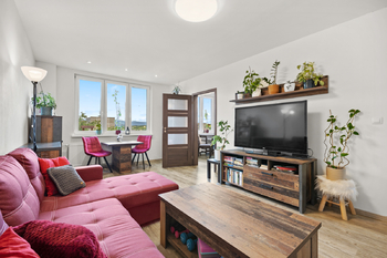 Prodej bytu 2+1 v osobním vlastnictví 61 m², Karlovy Vary