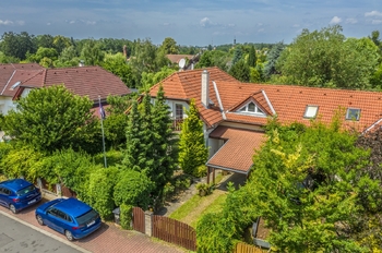 Prodej domu 180 m², Praha 10 - Uhříněves