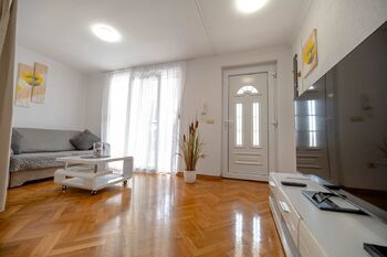 Prodej domu 257 m², Kožino