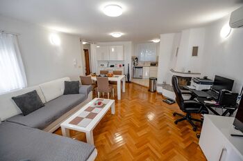Prodej domu 257 m², Kožino