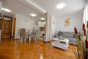 Prodej domu 257 m², Kožino