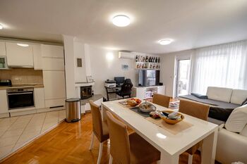 Prodej domu 257 m², Kožino