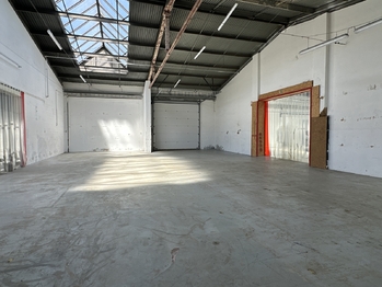 Pronájem výrobních prostor 6779 m², Stráž