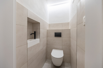 Prodej bytu 1+1 v osobním vlastnictví 39 m², Praha 10 - Vinohrady