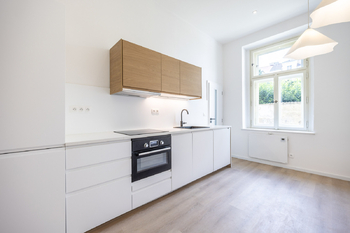 Prodej bytu 1+1 v osobním vlastnictví 39 m², Praha 10 - Vinohrady