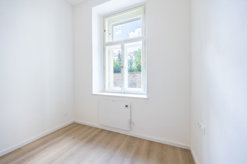 Prodej bytu 1+1 v osobním vlastnictví 39 m², Praha 10 - Vinohrady