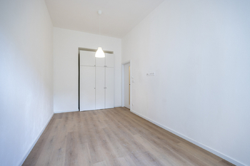 Prodej bytu 1+1 v osobním vlastnictví 39 m², Praha 10 - Vinohrady