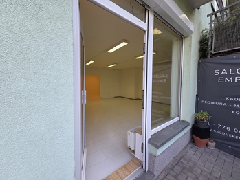 Prodej obchodních prostor 62 m², Praha 5 - Košíře