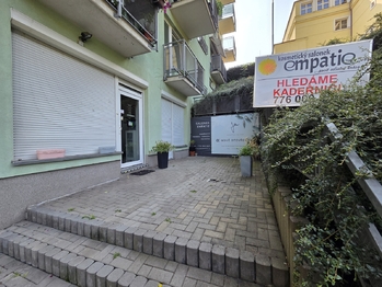 Prodej obchodních prostor 62 m², Praha 5 - Košíře