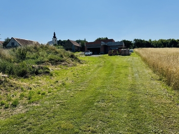 Prodej pozemku 1075 m², Kučerov