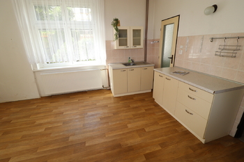 Prodej domu 453 m², Most