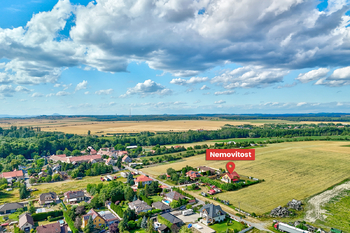 Prodej domu 300 m², Malý Újezd