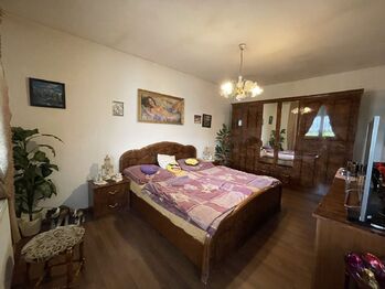 Prodej domu 401 m², Křimov