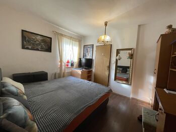 Prodej domu 401 m², Křimov