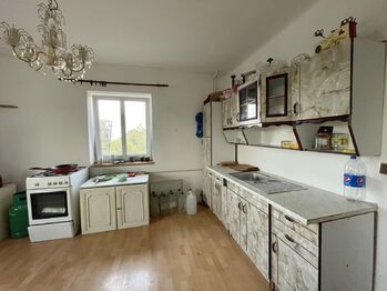 Prodej domu 401 m², Křimov