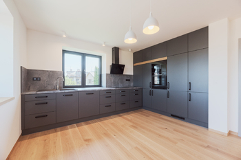 Obývací pokoj s kuch. koutem - Pronájem bytu atypický v osobním vlastnictví 144 m², Lanškroun