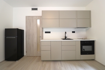Pronájem bytu 1+kk v osobním vlastnictví 65 m², Praha 5 - Hlubočepy