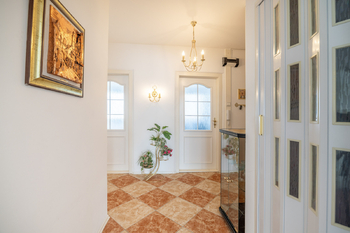 Předsíň - Prodej bytu 3+kk v osobním vlastnictví 75 m², Praha 4 - Chodov