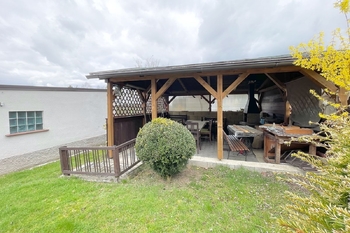 Prodej domu 114 m², Hosty