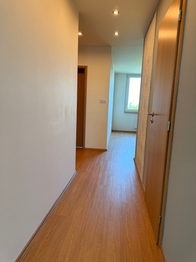 Prodej bytu 3+1 v osobním vlastnictví 83 m², Praha 4 - Modřany