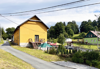 Vstupy do apartmánů - Prodej ubytovacího zařízení 510 m², Jindřichovice