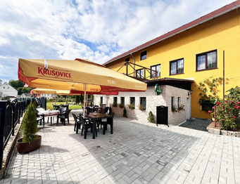 Zahrádka s posezením - Prodej ubytovacího zařízení 510 m², Jindřichovice