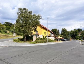 Pohled na dům - Prodej ubytovacího zařízení 510 m², Jindřichovice
