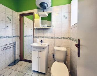 WC Apartmán 1 - Prodej ubytovacího zařízení 510 m², Jindřichovice