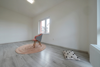 Pokoj 2 - Pronájem domu 124 m², Nelahozeves