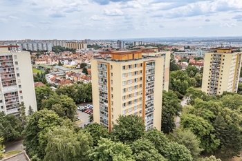 Prodej bytu 2+1 v osobním vlastnictví 59 m², Praha 8 - Kobylisy