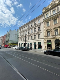 Pronájem bytu 1+kk v osobním vlastnictví 30 m², Praha 3 - Vinohrady
