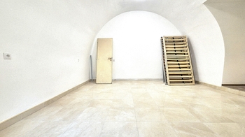 Pronájem obchodních prostor 130 m², Louny