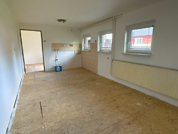 Prodej domu 300 m², Chodová Planá