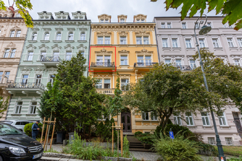 Prodej bytu 2+kk v osobním vlastnictví 64 m², Karlovy Vary