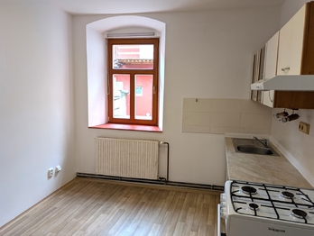 Pronájem bytu 1+1 v osobním vlastnictví 450 m², Ústí nad Labem
