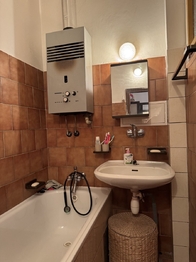 Prodej bytu 2+kk v osobním vlastnictví 47 m², Praha 10 - Strašnice