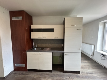 Prodej bytu 3+1 v osobním vlastnictví 70 m², Pohořelice