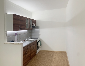 kuchyňský kout - Pronájem bytu 2+kk v osobním vlastnictví 42 m², Rakovník