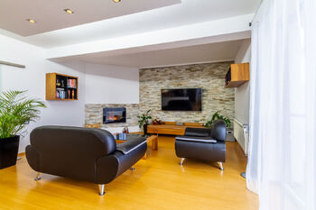 Pronájem domu 160 m², Velké Přílepy