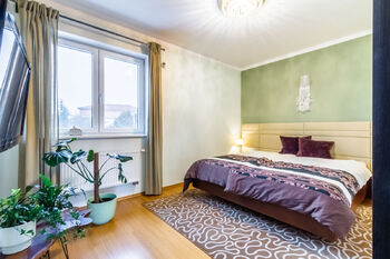 Pronájem domu 160 m², Velké Přílepy